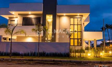 Casa para alugar em Condominio Lagoinha de 367.00m² com 5 Quartos, 5 Suites e 2 Garagens