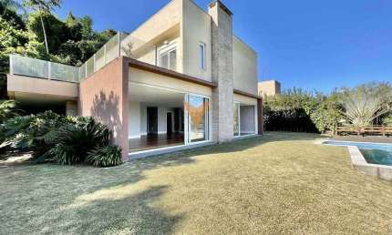 Casa para venda e aluguel em Pousada Dos Bandeirantes de 493.89m² com 4 Quartos, 4 Suites e 5 Garagens