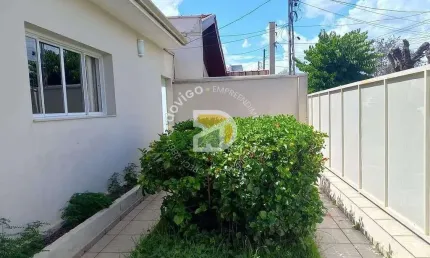 Casa para venda em Jardim Áurea de 200.00m² com 3 Quartos, 1 Suite e 3 Garagens