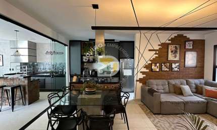 Casa de Condomínio para venda em Jardim Santa Ana de 110.00m² com 2 Quartos, 1 Suite e 2 Garagens