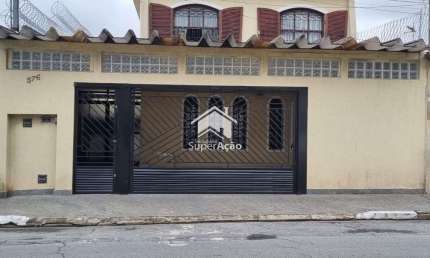 Sobrado para venda em Jardim Vila Galvão de 212.66m² com 3 Quartos, 1 Suite e 5 Garagens