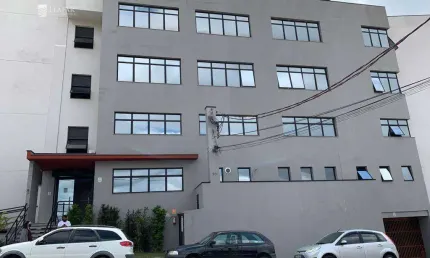 Sala Comercial para alugar em Centro de 75.00m² com 1 Garagem