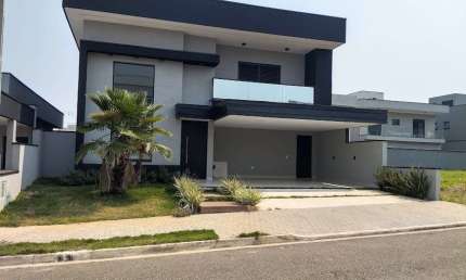 Casa para venda em Loteamento Floresta de 250.00m² com 3 Quartos, 3 Suites e 2 Garagens