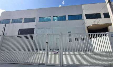 Galpão / Depósito / Armazém para venda e aluguel em Parque Via Norte de 290.00m² com 2 Garagens
