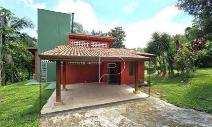 Casa de Condomínio para venda em Granja Viana de 120.00m² com 2 Quartos, 1 Suite e 5 Garagens
