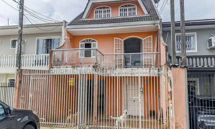 Sobrado para venda em Capão Da Imbuia de 110.00m² com 4 Quartos, 1 Suite e 2 Garagens
