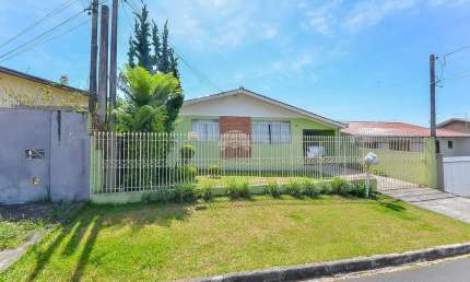 Casa para venda em São Braz de 180.00m² com 4 Quartos, 1 Suite e 3 Garagens