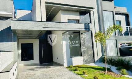 Casa para venda em Horto Florestal de 115.00m² com 3 Quartos, 1 Suite e 2 Garagens