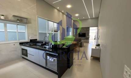 Casa para venda e aluguel em Residencial Do Bosque de 300.00m² com 4 Quartos, 2 Suites e 2 Garagens