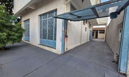 Sobrado para venda e aluguel em Vila Rocha de 300.00m² com 3 Quartos, 1 Suite e 6 Garagens