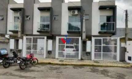 Sobrado para venda em Itapema de 69.00m² com 2 Quartos e 1 Suite