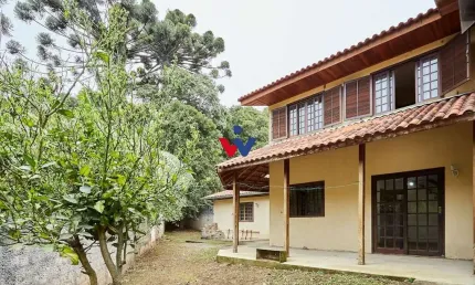Casa para venda em Abranches de 275.00m² com 4 Quartos, 1 Suite e 6 Garagens