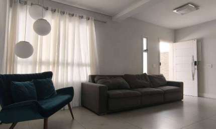 Casa para venda em Vila Oliveira de 180.00m² com 4 Quartos, 2 Suites e 2 Garagens