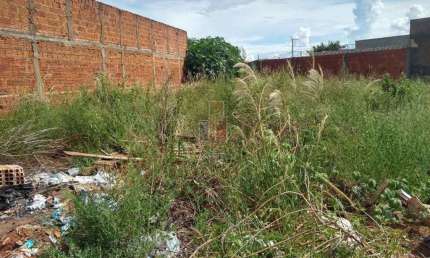 Terreno para venda em Parque Santa Edwiges de 241.00m²