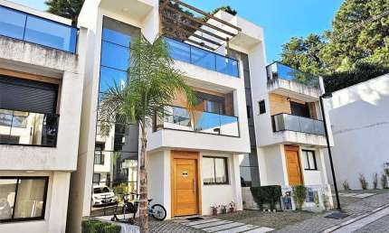 Casa para venda em Parque Rincão de 150.02m² com 3 Quartos, 1 Suite e 2 Garagens