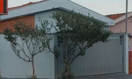 Casa para alugar em Vila Boa Vista 1 de 230.00m² com 3 Quartos, 1 Suite e 3 Garagens