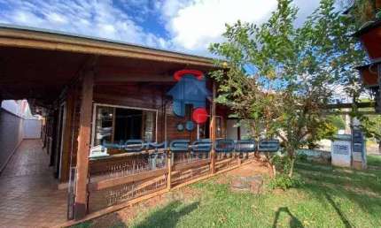 Casa de Condomínio para venda e aluguel em Parque Brasil 500 de 160.00m² com 4 Quartos, 1 Suite e 2 Garagens