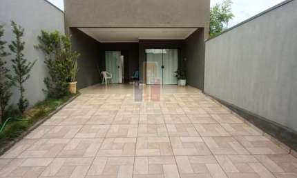 Casa para venda em Vila Alto Paraíso de 120.00m² com 3 Quartos, 1 Suite e 2 Garagens