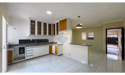 Casa para venda em Loteamento Remanso Campineiro de 128.31m² com 2 Quartos, 1 Suite e 2 Garagens
