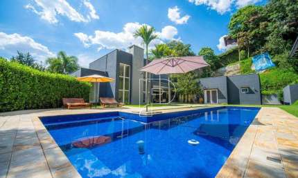 Casa de Condomínio para venda em Granja Viana de 640.00m² com 4 Quartos, 4 Suites e 6 Garagens
