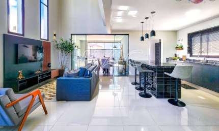 Casa para venda em Chácara Morada Mediterrânea de 250.00m² com 3 Quartos, 1 Suite e 3 Garagens