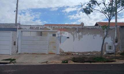 Casa para venda em Residencial Paratodos de 44.00m² com 2 Quartos e 2 Garagens