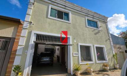 Casa para venda em Vila Hortência de 392.00m² com 4 Quartos, 2 Suites e 2 Garagens
