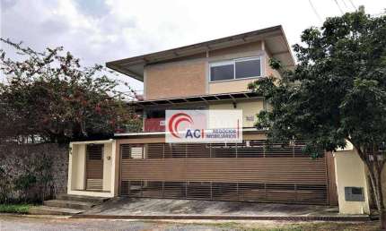 Casa de Condomínio para venda em Vila Santo Antônio de 344.00m² com 3 Quartos, 1 Suite e 3 Garagens