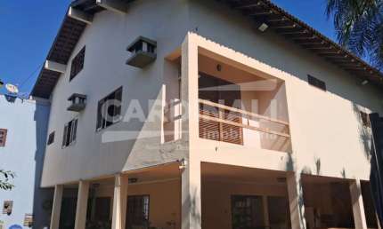 Casa para venda em Vila Harmonia de 773.00m² com 4 Quartos, 4 Suites e 5 Garagens