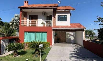 Casa para venda em Cidade Parquelandia de 250.00m² com 3 Quartos, 1 Suite e 4 Garagens