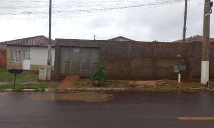 Casa para venda em Conjunto Habitacional Vida Nova de 200.00m² com 1 Quarto e 2 Garagens