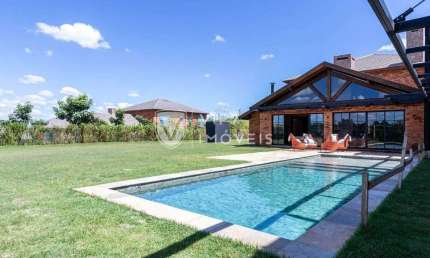 Casa para venda em Fazenda Boa Vista I de 664.00m² com 6 Quartos, 6 Suites e 10 Garagens
