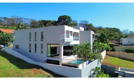 Casa de Condomínio para venda em Residencial E Empresarial Alphaville de 514.00m² com 4 Quartos, 4 Suites e 6 Garagens