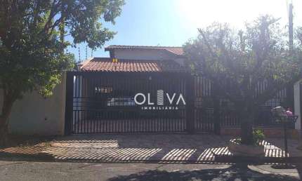 Casa para venda em Jardim Simões de 170.00m² com 2 Quartos, 1 Suite e 2 Garagens