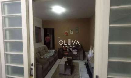 Casa para venda em Jardim Maria Lúcia de 240.00m² com 4 Quartos e 1 Garagem