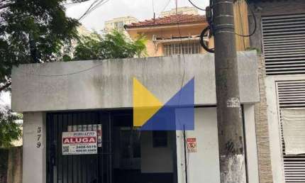 Sobrado para alugar em Centro de 160.00m² com 3 Quartos e 2 Garagens