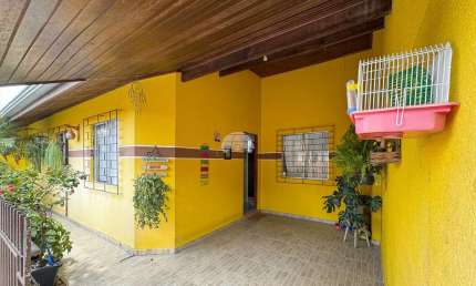 Casa para venda em Campo Pequeno de 53.00m² com 3 Quartos e 2 Garagens