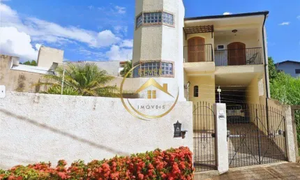 Casa para venda em Jardim Chapadão de 321.00m² com 3 Quartos, 1 Suite e 2 Garagens