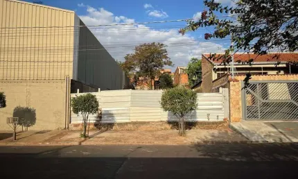 Terreno para venda em Jardim Piratininga de 300.00m²