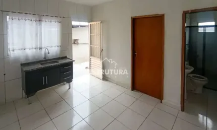Casa para alugar em Jardim Novo de 40.00m² com 1 Quarto e 1 Garagem
