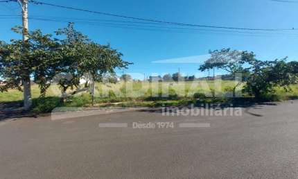 Terreno para venda em Jardim Roberto Selmi Dei de 500.00m²