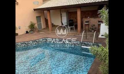 Casa para venda em Parque Santa Cecília de 262.00m² com 3 Quartos, 3 Suites e 3 Garagens