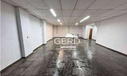 Sala Comercial para alugar em Ayrosa de 200.00m² com 3 Garagens