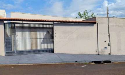 Casa para venda em Jardim Padre Anchieta de 108.00m² com 3 Quartos, 3 Suites e 2 Garagens