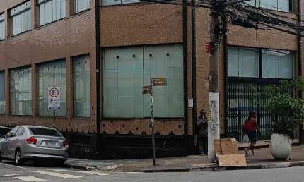 Sobrado para alugar em Centro de 880.00m² com 3 Quartos e 6 Garagens