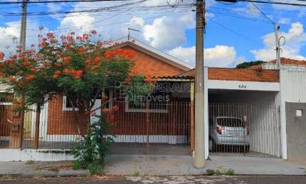 Casa para venda em Vila José Bonifácio de 159.00m² com 4 Quartos e 2 Garagens