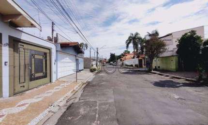 Casa para alugar em Santa Terezinha de 174.00m² com 3 Quartos, 1 Suite e 2 Garagens
