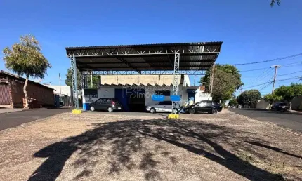 Imóvel Comercial para venda e aluguel em Residencial Campos De Piemonte de 171.00m² com 6 Garagens