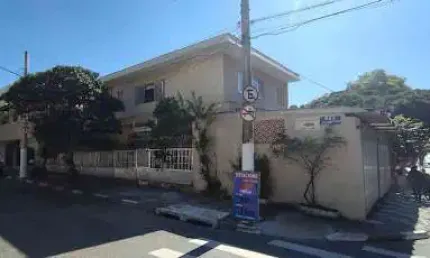 Casa para venda em Centro de 488.00m² com 4 Quartos, 2 Suites e 4 Garagens