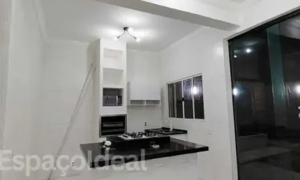 Sobrado para venda em Jardim Maria Luiza de 130.00m² com 2 Quartos e 1 Suite